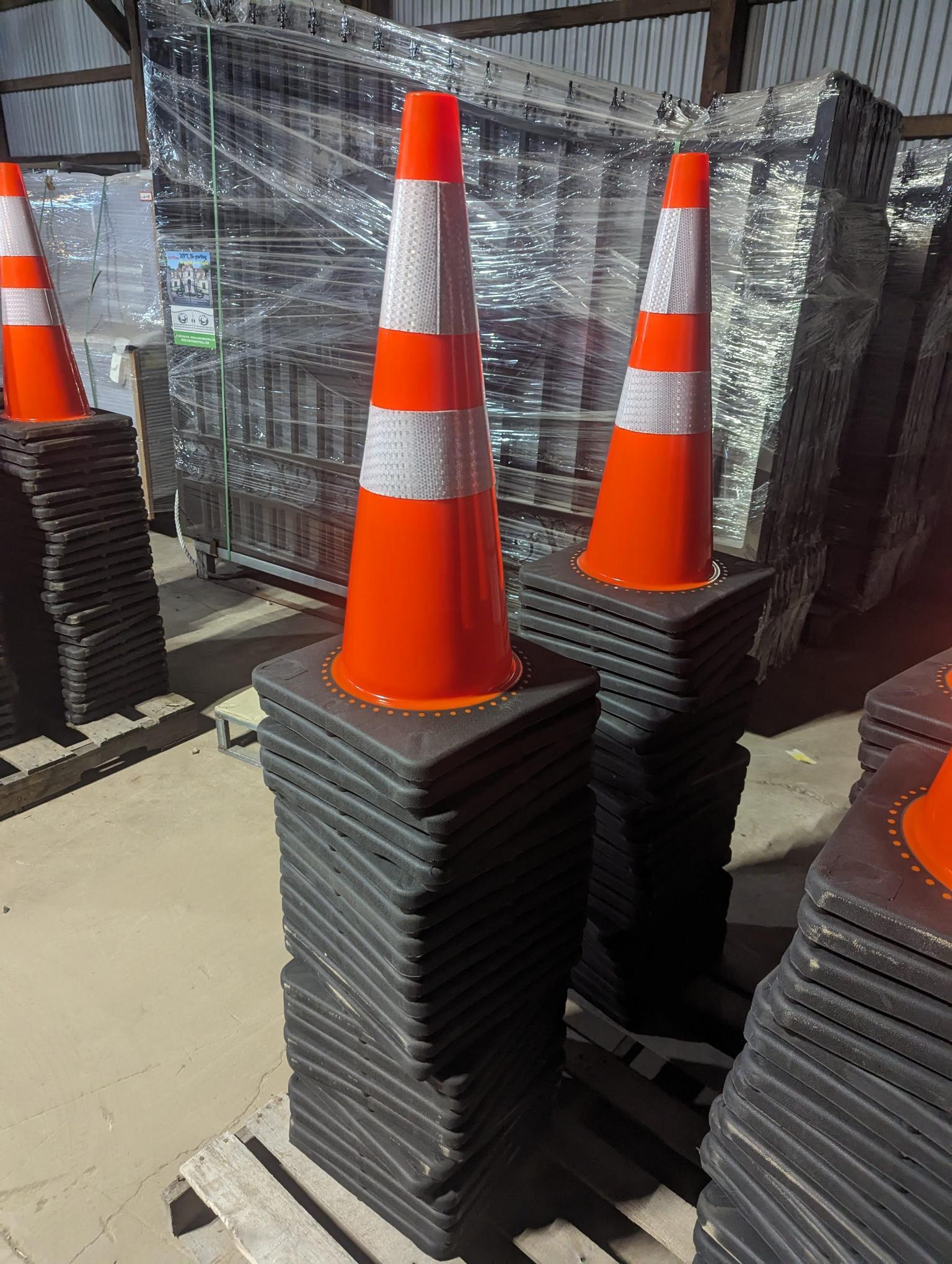 50 Traffic Cones