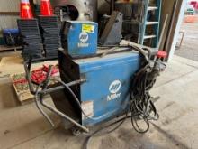 Miller Deltaweld 302 Welder w/ wirefeeder