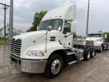 2018 Mack CXU613 Daycab