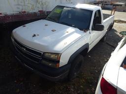 2006 Chevrolet 2500 Silverado Pickup Truck