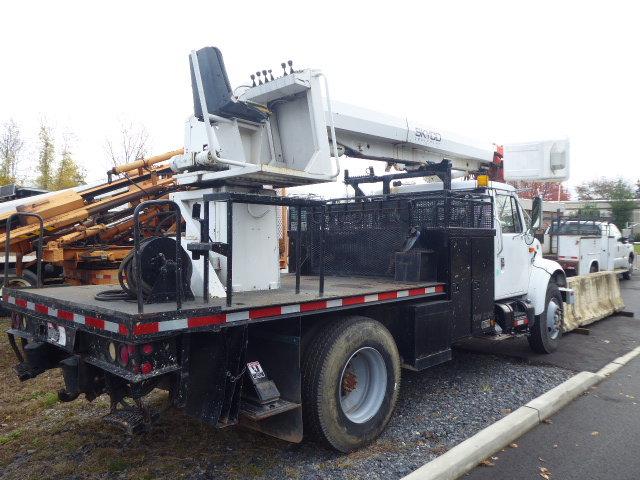 1999 International 4700 Single Axle Bucket Truck