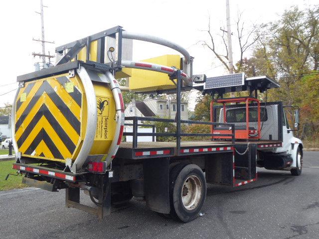 2004 International 4300 Single Axle Attenuator Truck