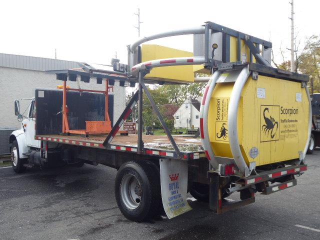 2001 International 4700 Single Axle Attenuator Truck