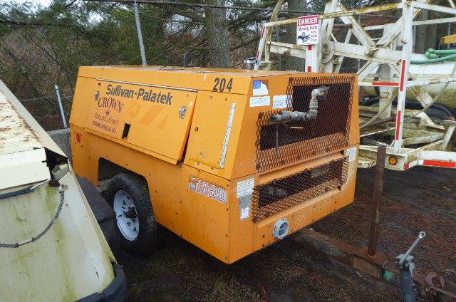 2006 Sullivan-Palatek Tow-Behind Air Compressor