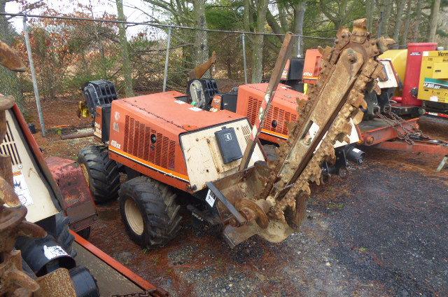 2000 Ditch Witch 410SXD Trencher, 90 Hours