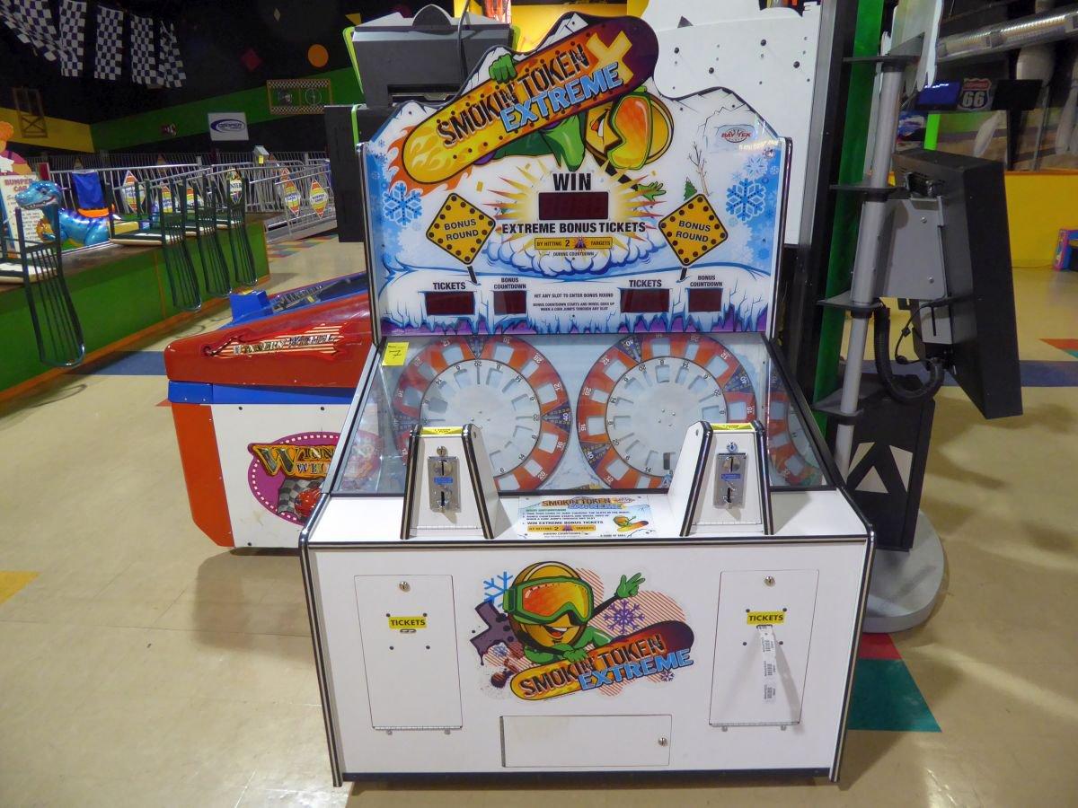 2008 Bay Tek Smokin Tuken Extreme Amusement Machine