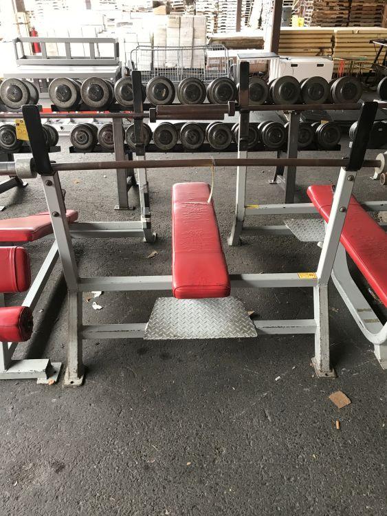 Streamline Decline Weight Lifting Bench w/Bar