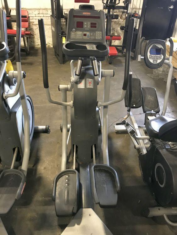 Star Trac Elite, m/n 6230-SINTPO Elliptical Exercise Machine