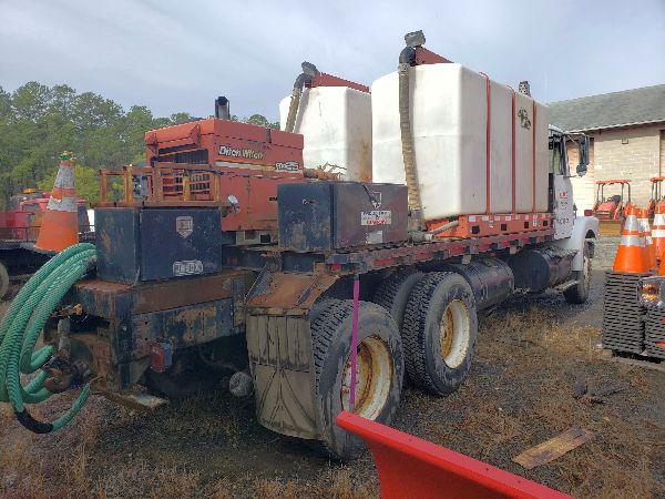 1997 Volvo WG64 Ditch Witch Mixing Truck