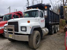 1996 Mack RD688S Tri-Axle Dump Truck