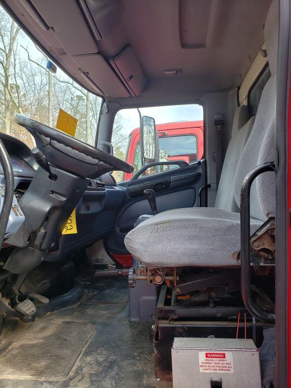 2007 Hino Single Axle Attenuator Truck