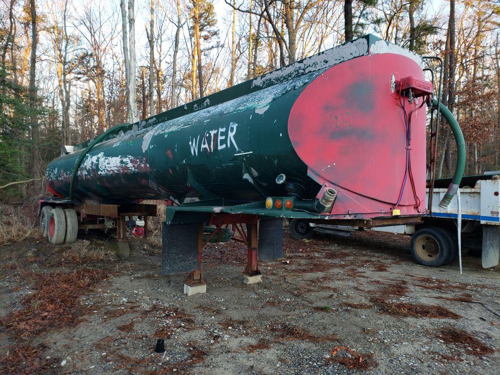 1968 Fruehauf Water Tank Trailer