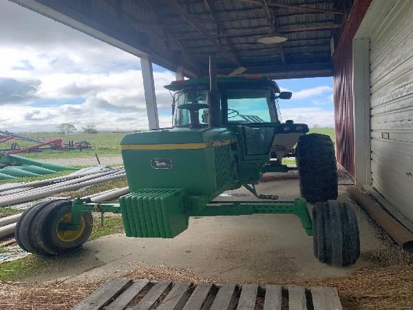 1980 John Deere 4240 Cab Tractor, Hours: 4,930