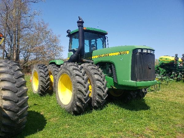 1999 John Deere 9300 Tractor, 4WD, s/n RW9300H001228, Hours: 6,300