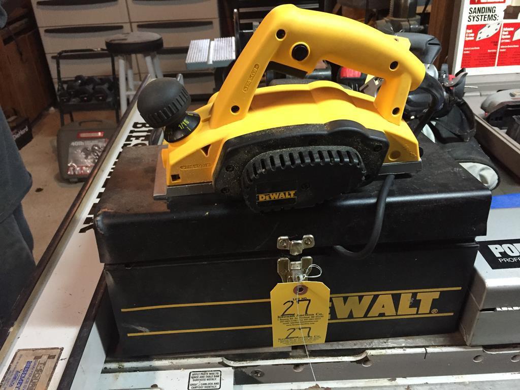 DEWALT DW677K QU PLANER