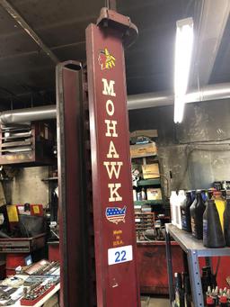 MOHAWK 2-POST 7,000LB AUTOMOTIVE LIFT, MODEL: A-7, S/N: 9303322