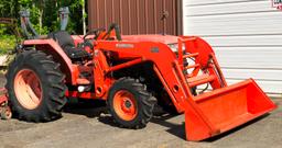 KUBOTA L4400 4WD TRACTOR