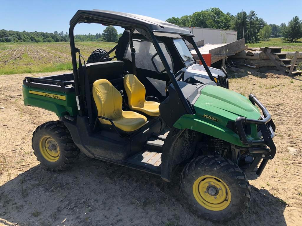 2014 JOHN DEERE GATOR XUV 550, BUCKET SEATS