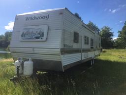 2003 WILDWOOD BY FOREST RIVER MODEL 37BHSS 37' TRAVEL TRAILER