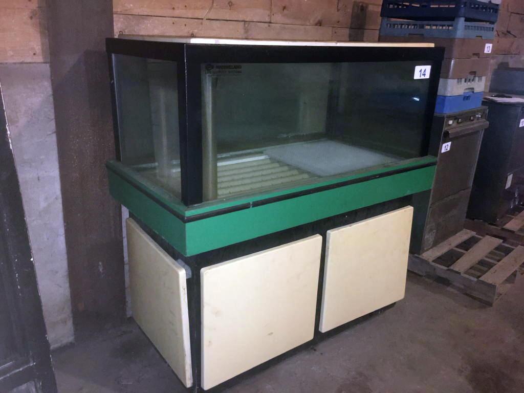 MARINELAND LIFE SUPPORT SYSTEMS 4'x2'x53"H LOBSTER TANK