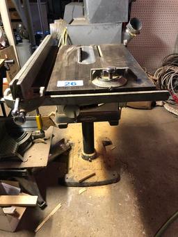 CRAFTSMAN 3/4HP TABLE SAW (SIDE TABLES IN GARAGE)
