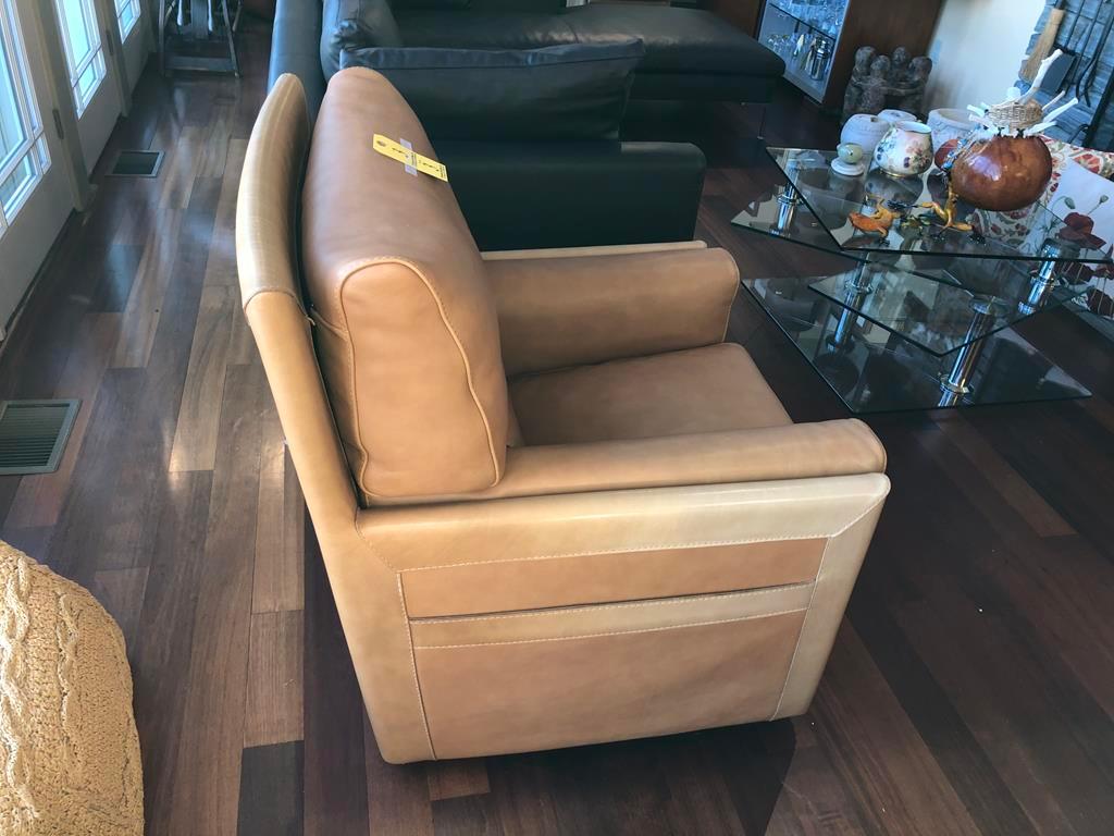 BAXTER LEATHER SIDE CHAIR W/ OTTOMAN