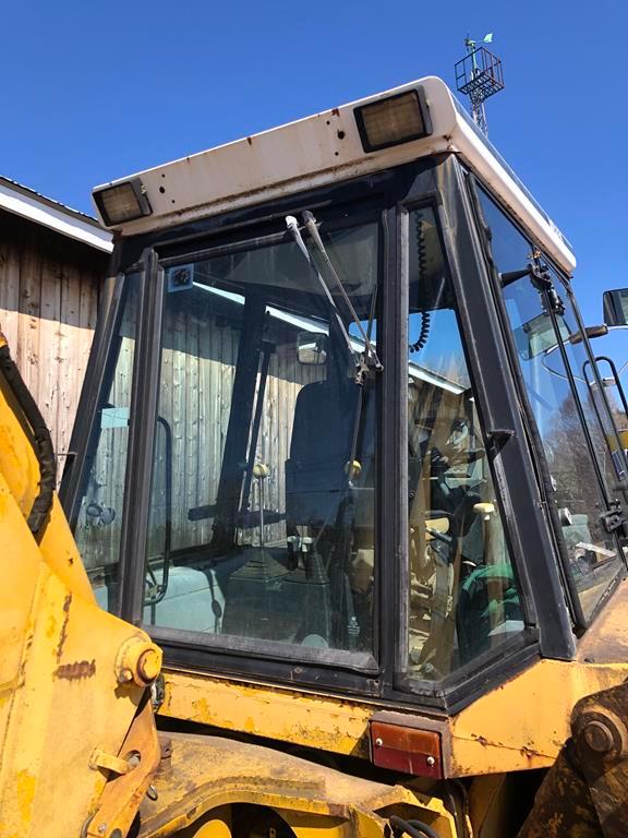 1988 JCB 1400B 4WD TRACTOR/LOADER/BACKHOE, ENCLOSED CAB, 4,693 HOURS, S/N: 14BT4048/336001/7