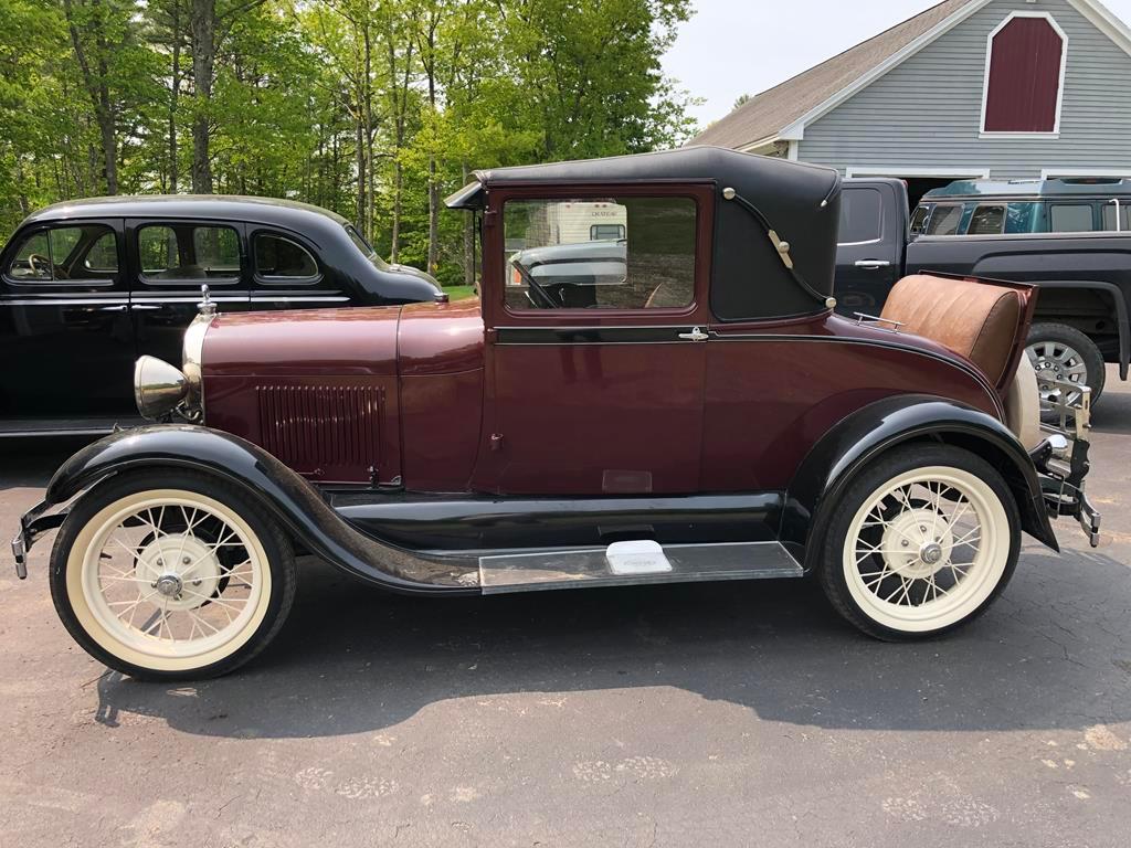 1929 FORD MODEL A DELUXE SPORT COUPE, 83,678 MILES S/N: A3797350