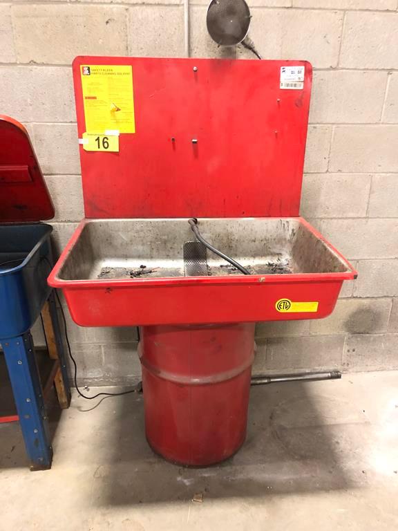 SAFETY-KLEEN MODEL 30 SOLVENT PARTS WASHER