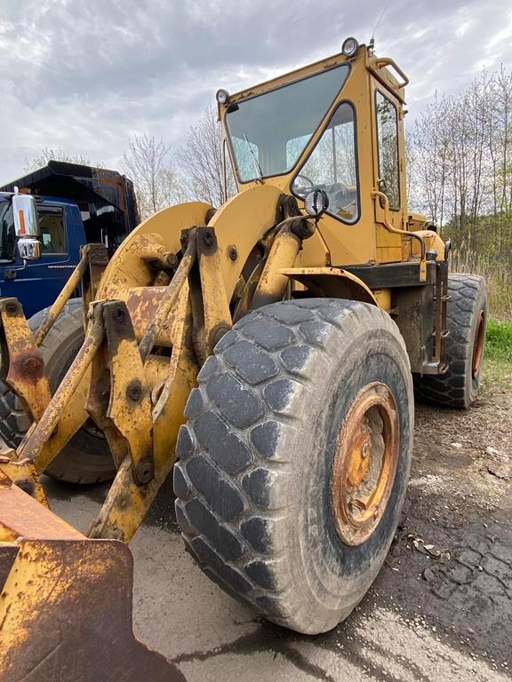 UPDATED INFO 1978 CATERPILLAR 966C WHEEL LOADER, 26.5R25 TIRES, 10' BUCKET 8,196 HOURS S/N: 76J12572