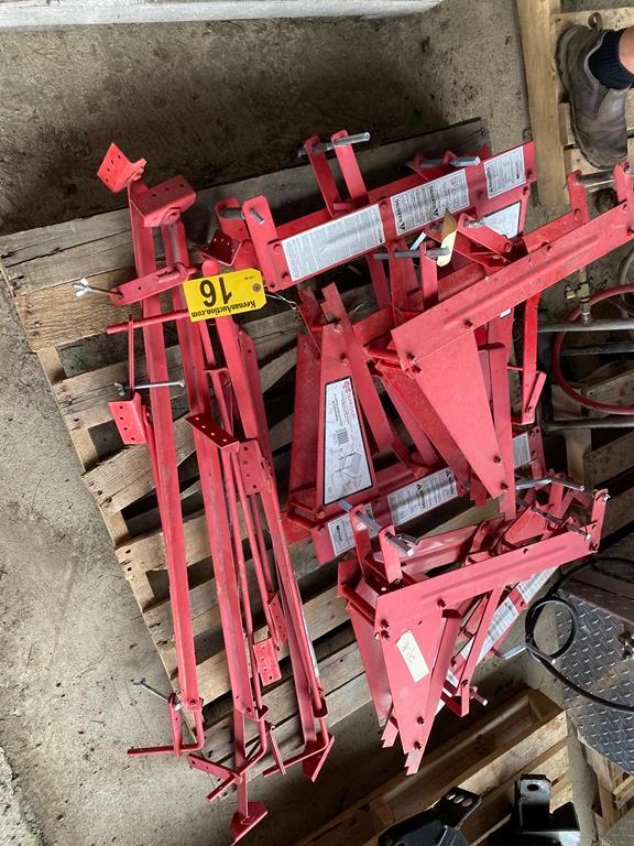 QUAL-CRAFT PUMP JACKS