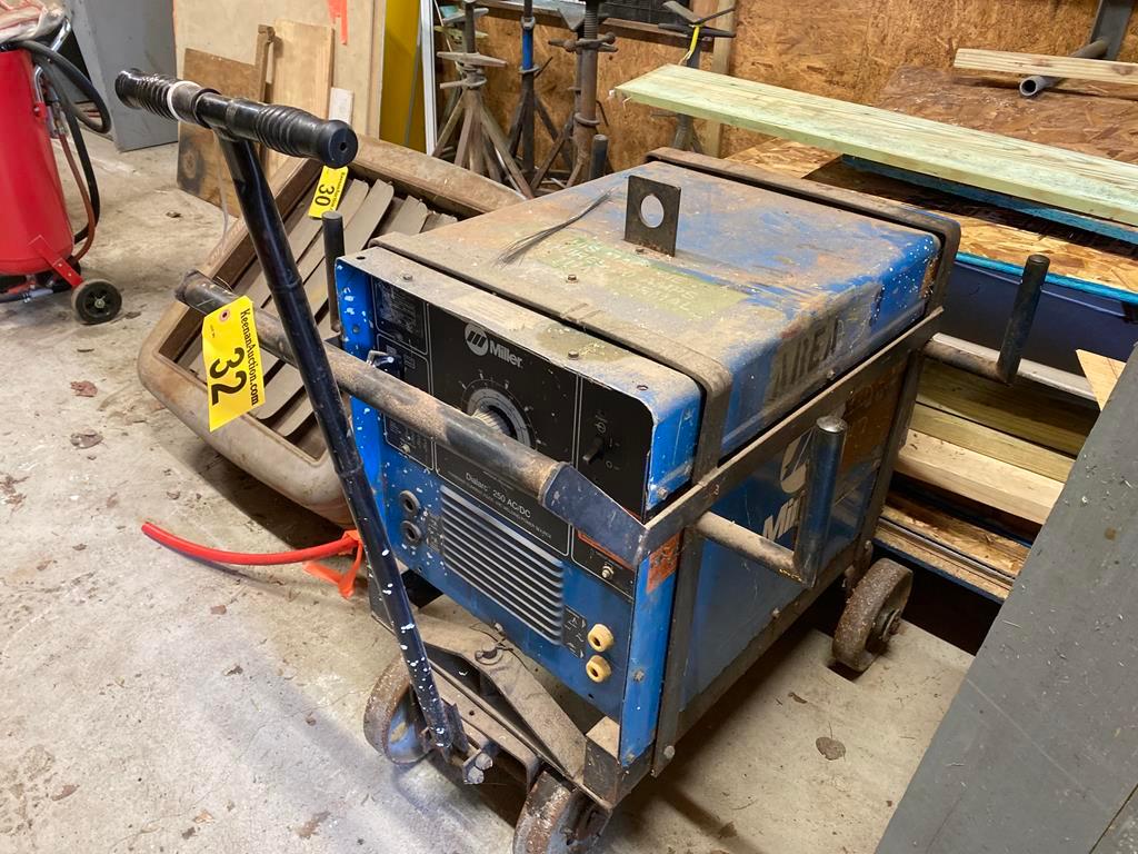 MILLER DIALARC 250 CONSTANT CURRENT AC/DC ARC WELDER, W/ CART, S/N: JK722600