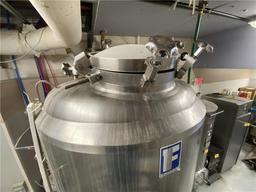 2002 FELDMEIER JACKETED BREW KETTLE TANK 550-GALLON. S/N: D-574-01