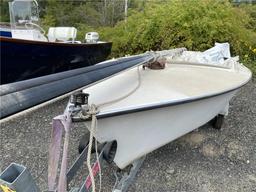 HOBIE HOLDER 14, CENTERBOARD RIGGING, FRACTIONAL SLOOP, LOA: 13.67', BEAM: 6.17', BANDIT S/A TRAILER