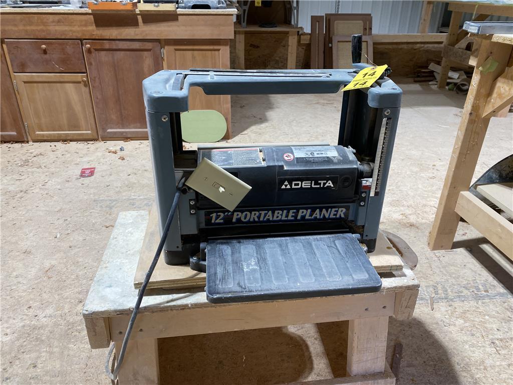 DELTA 12” PORTABLE PLANER W/ SPARE KNIVES