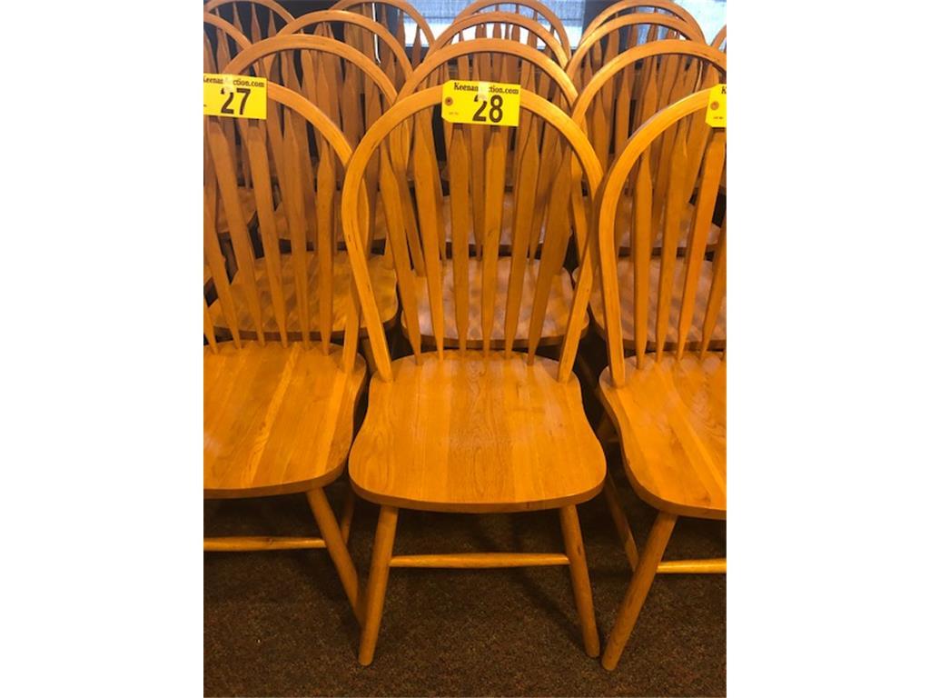 (4) WINDSOR ARROW BACK DINING CHAIRS, WOOD