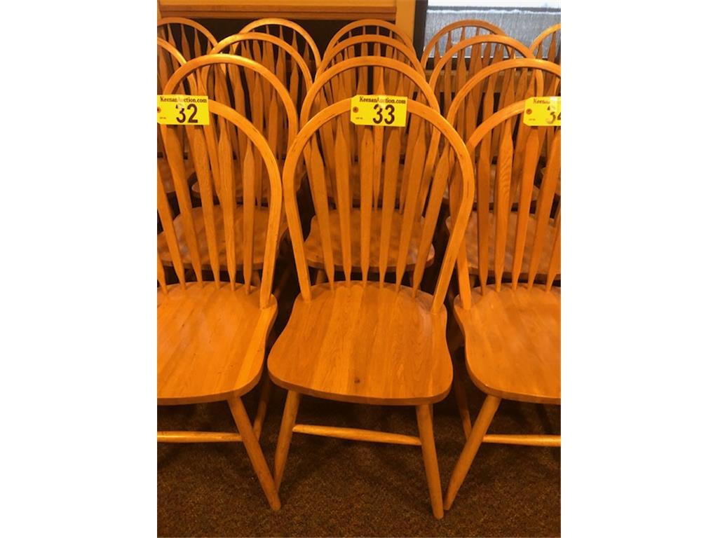 (4) WINDSOR ARROW BACK DINING CHAIRS, WOOD