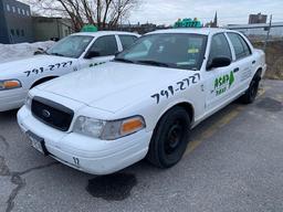 2010 FORD CROWN VICTORIA RWD SEDAN, MILEAGE: TMU S/N: 2FABP7BV9AX131877