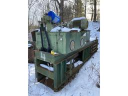 SELCO HORIZONTAL BALER, GREEN