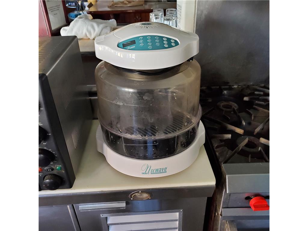 NUWAVE INFRA-RED OVEN / AIR FRYER