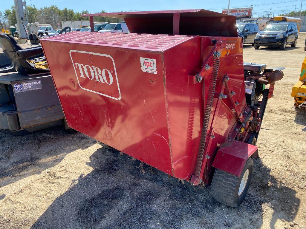 TORO 4800 TURF SWEEPER, 401 HOURS, S/N: 4404560119