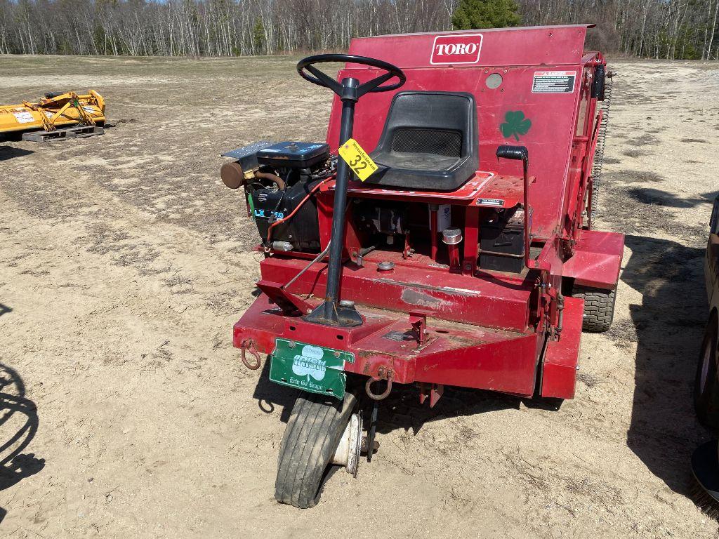 TORO 4800 TURF SWEEPER, 401 HOURS, S/N: 4404560119