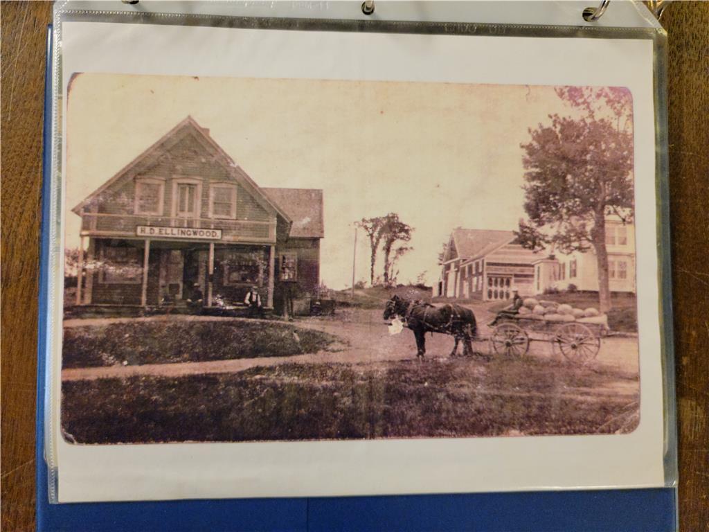 MAINE TOWN POSTCARDS: W-Y