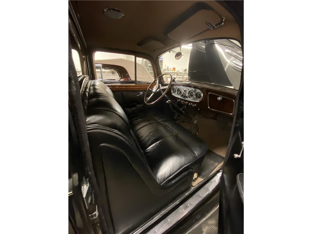 1937 PACKARD TWELVE 1508 SERIES TOURING LIMOUSINE, 144" WHEELBASE, 1,240 MI. SERIAL/ENGINE NO:906350