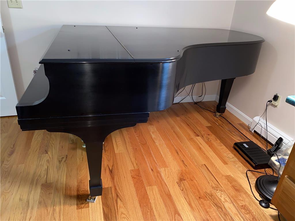 STEINWAY & SONS, N.Y.,  SEMI-CONCERT GRAND PIANO, EBONY, MODEL B, BUILT IN 1984 S/N: 492689