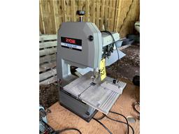 RYOBI BS-900 9" BENCH TOP BAND SAW, S/N: 124352