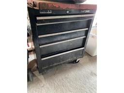 CRAFTSMAN 5-DRAWER TOOL CHEST ON CASTERS