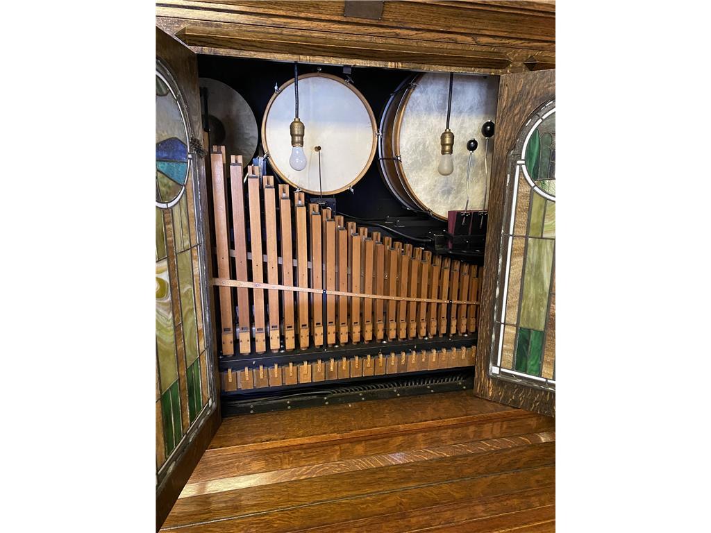 WATCH VIDEO - 1909 J.P. SEEBURG PIANO COMPANY NICKELODEON COIN-OPERATED STYLE G ORCHESTRION