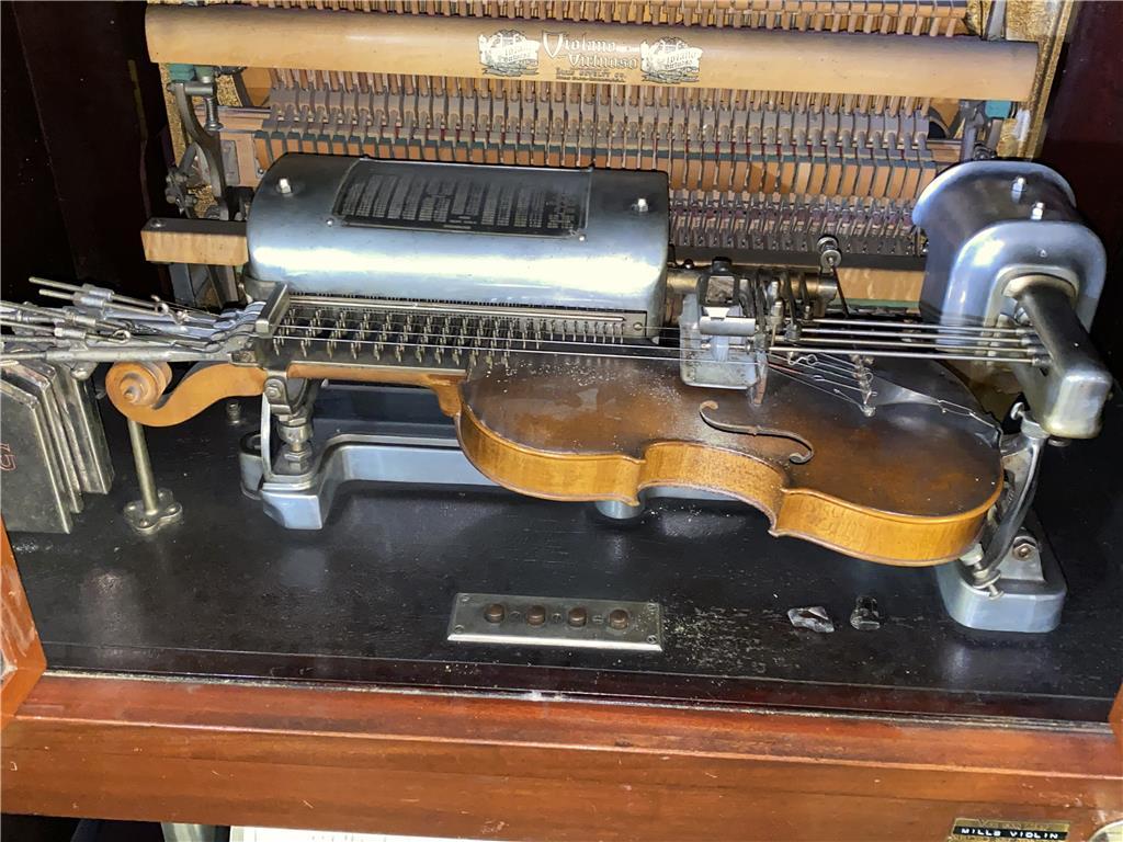 1924 MILLS NOVELTY COMPANY VIOLANO VIRTUOSO SELF-PLAYING VIOLIN AND PIANO, UNMODIFIED