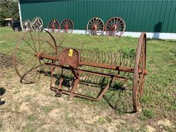 McCORMICK-DEERING TYPE M HAY RAKE, LEFT WHEEL BROKEN